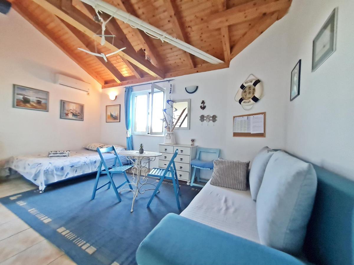 Apartment Ivana Borak أوميس المظهر الخارجي الصورة
